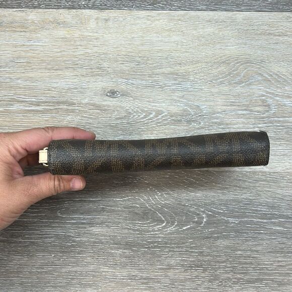 Michael Kors brown jet set full zip wallet - Picture 4 of 9